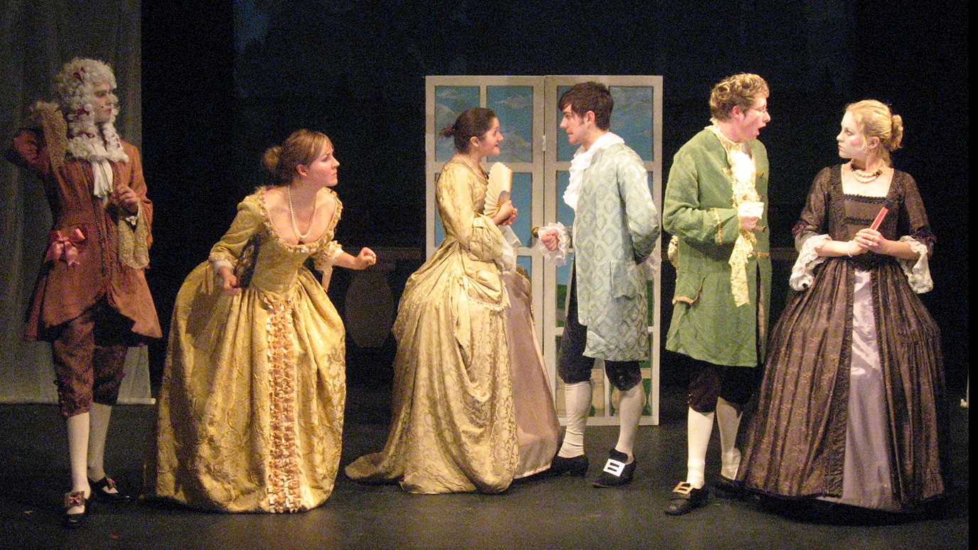 Students-in-Georgian-period-costume-drama-and-theatre