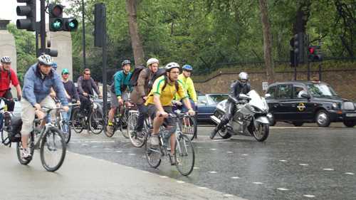 cyclists at hyde park corner - research and teaching news
