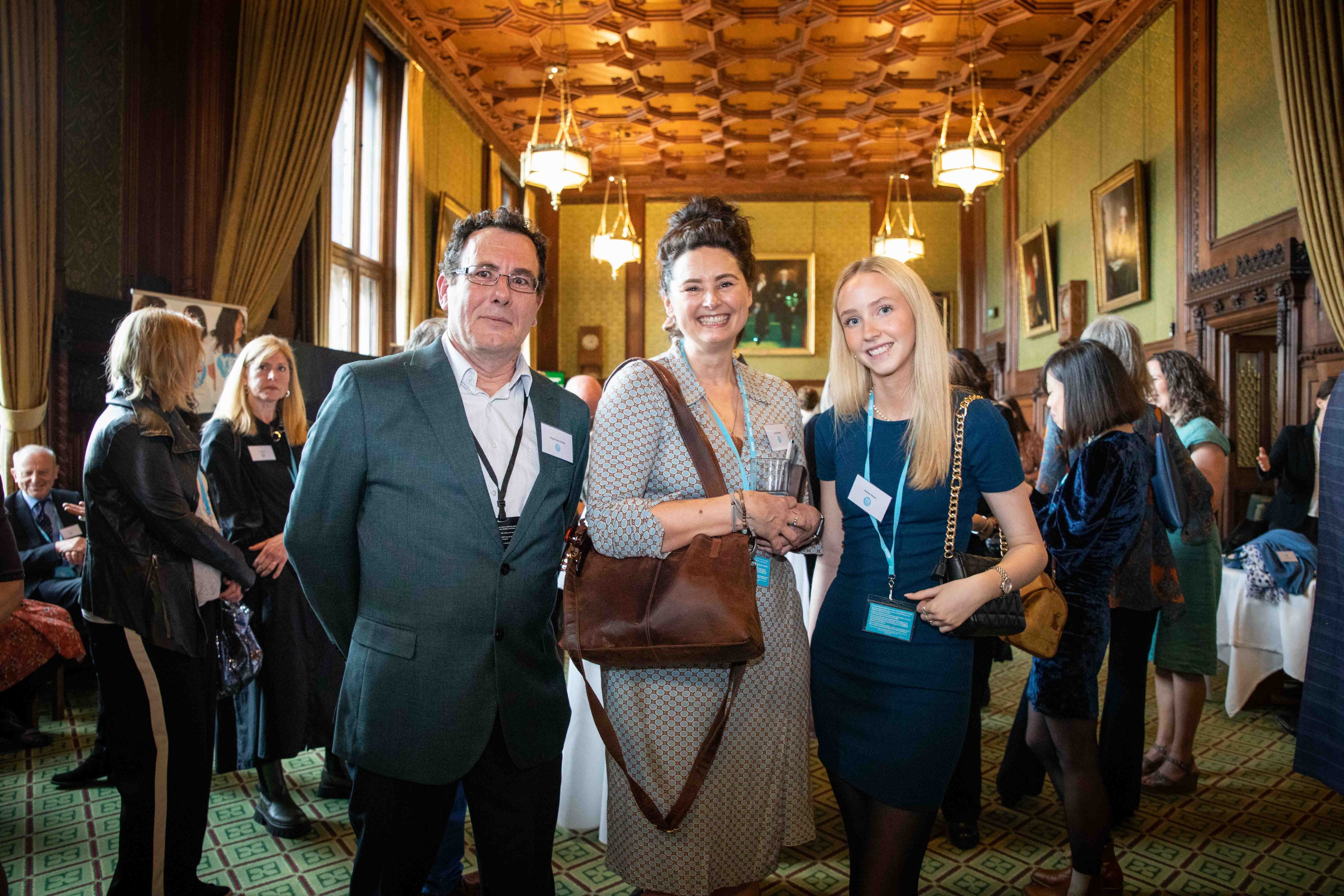 Volunteering Hop Miquel Louise Sophie Small