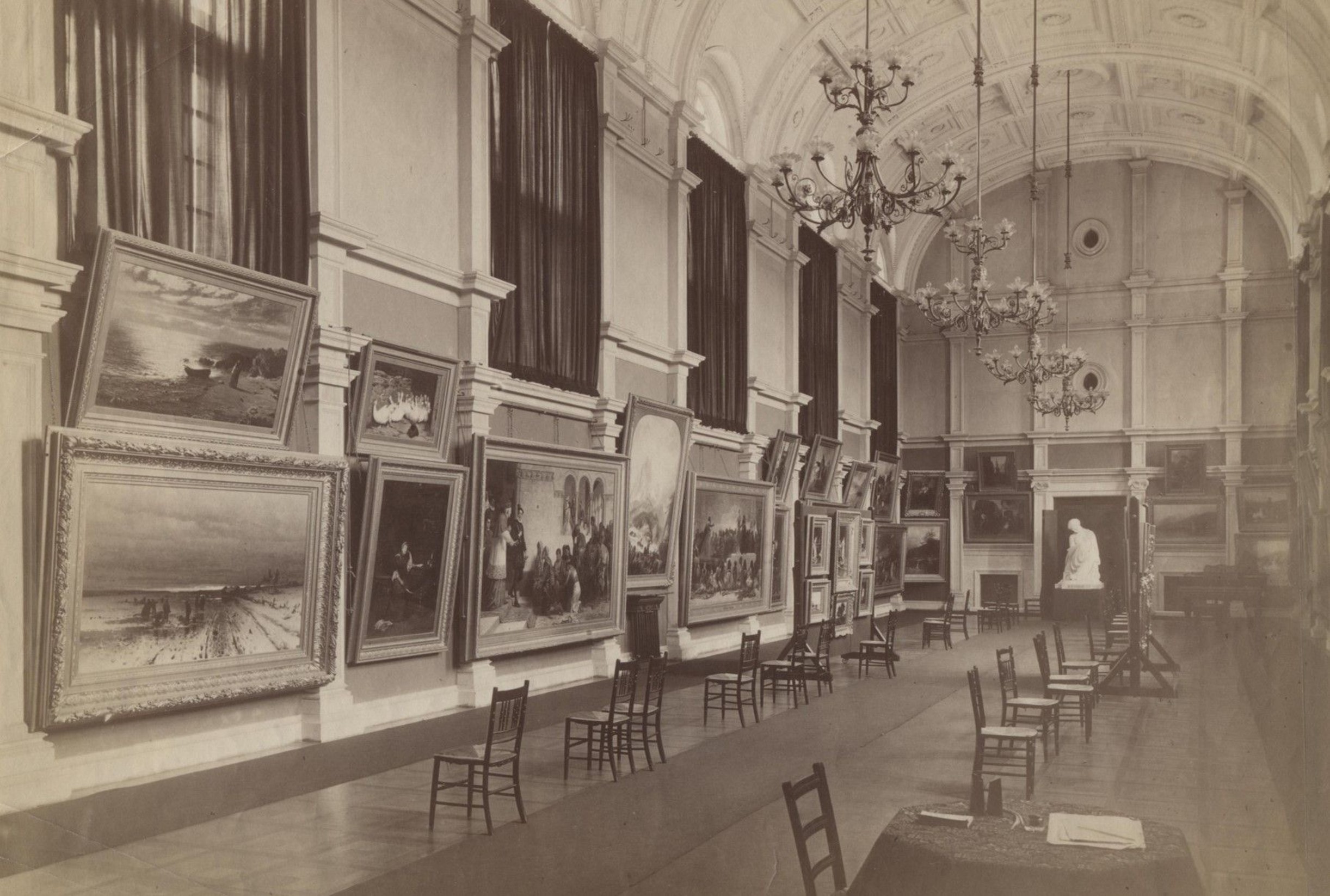 History Art Collections